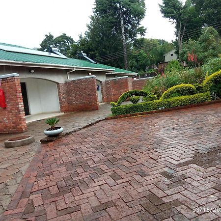 Paterrace Guest Lodge Harare Bagian luar foto