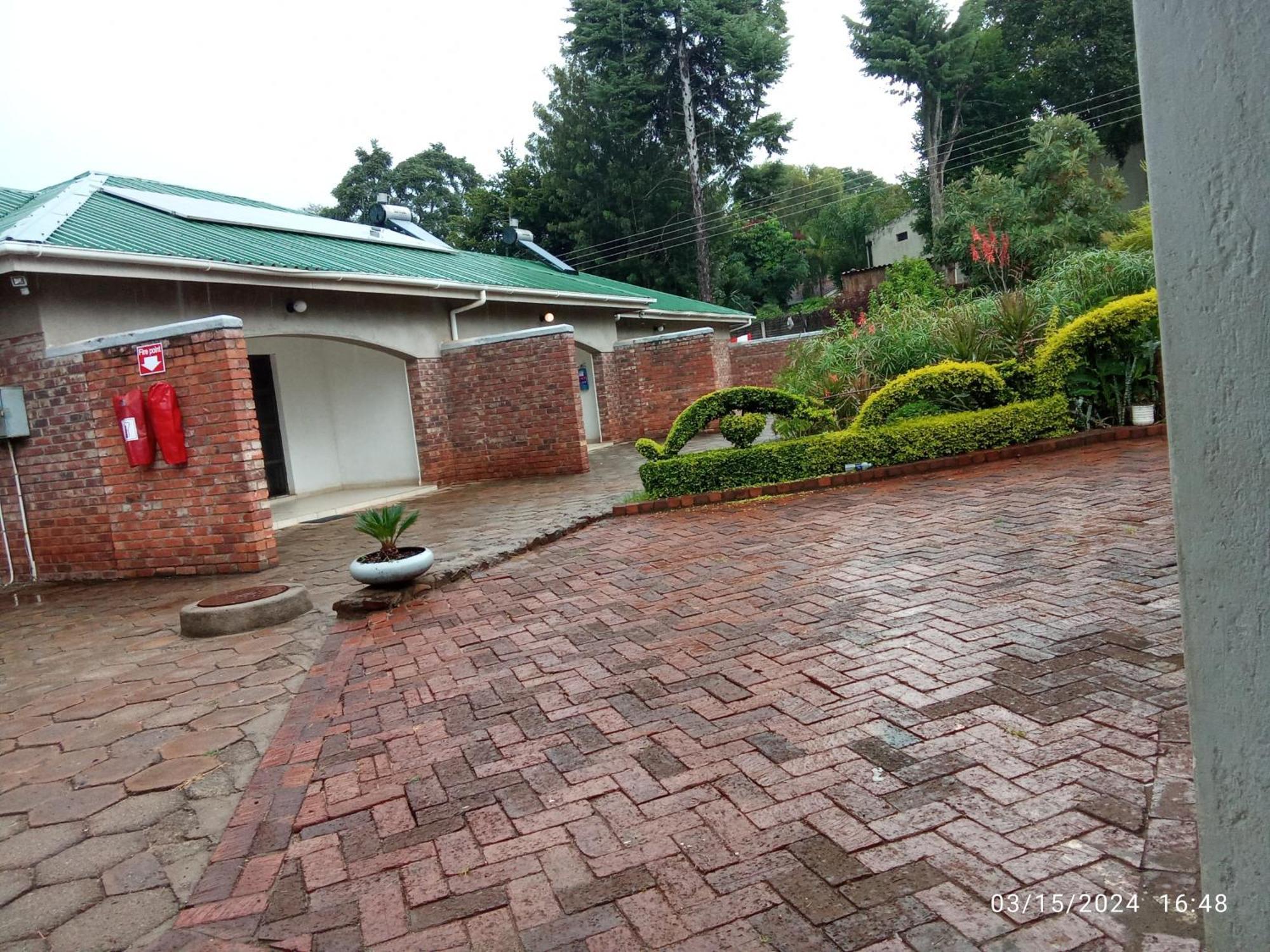 Paterrace Guest Lodge Harare Bagian luar foto